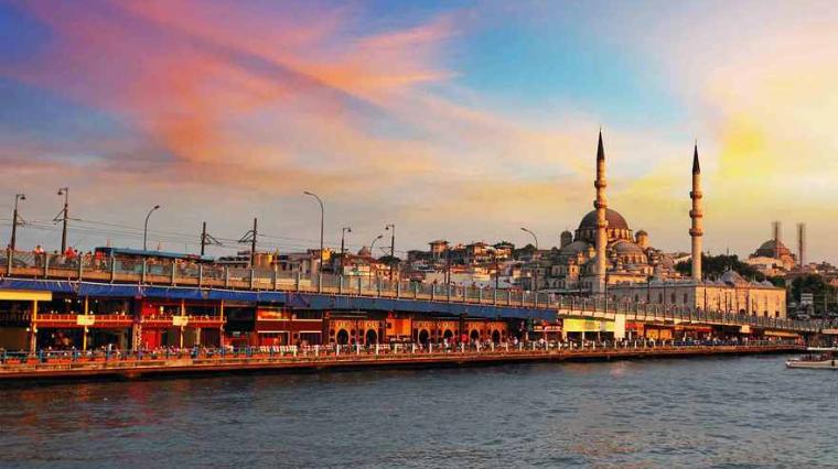 Istanbul, Dan rada - AVION 1