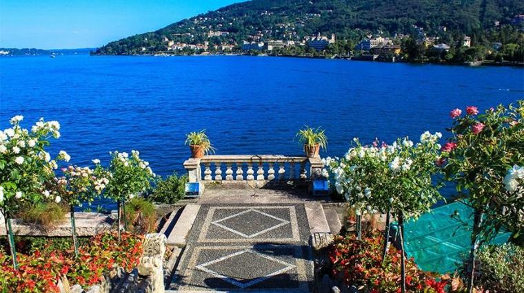 Najlepša Jezera Italije, Dan rada - autobus 4