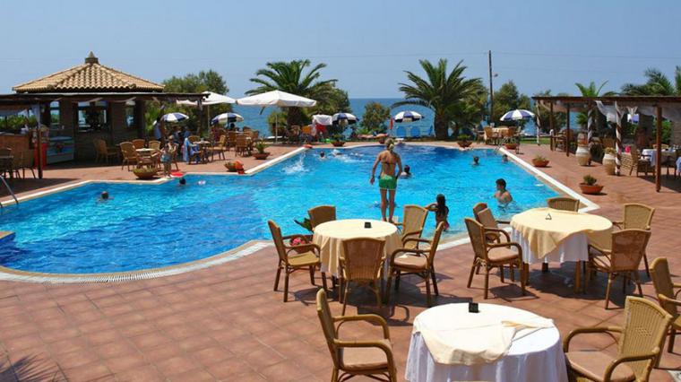 Peloponez - Oasis Messinia 3* 6