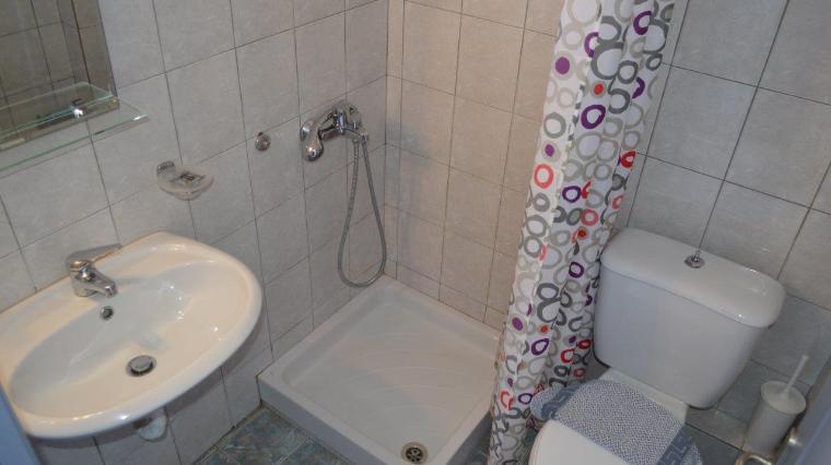 KANALI 2021.: APARTMANI, sopstveni prevoz  24